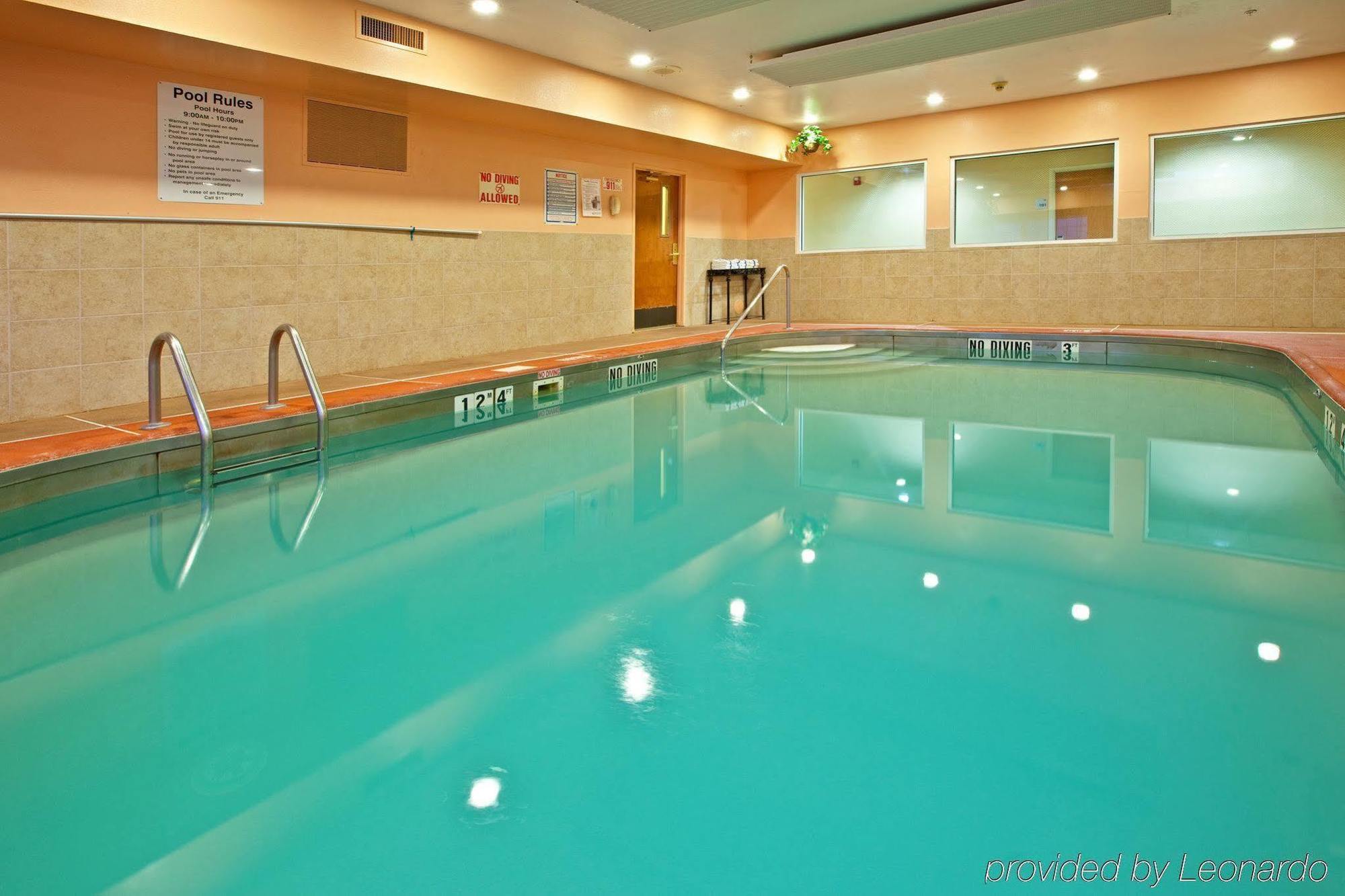 Holiday Inn Express & Suites Harrison By Ihg Létesítmények fotó